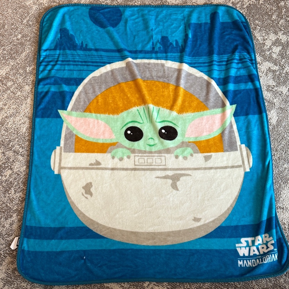 Star Wars Mandalorian Blue Throw Blanket